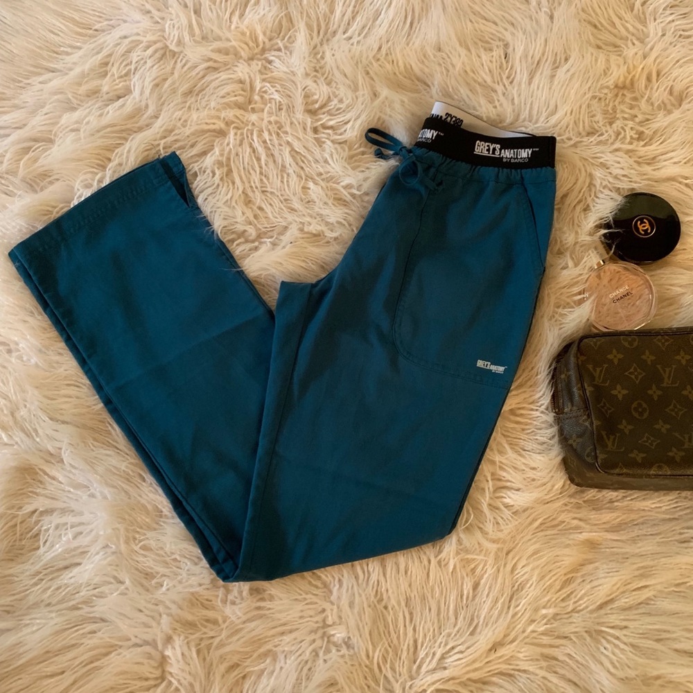 Grey’s Anatomy Active scrub pants: small tall
